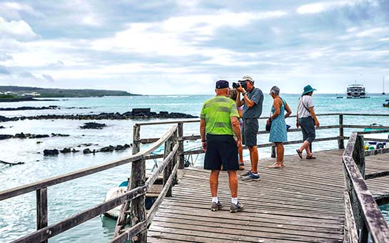 Las tarifas de entrada a las Islas Galápagos se duplicarán este año