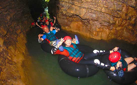 Seguro de viaje para tubing en cueva