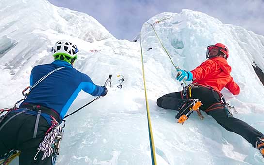 Seguro de viaje para la escalada en hielo