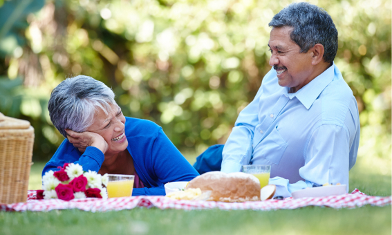 Seguro de visitantes para padres de 70 a 79 años que visitan EE.UU.